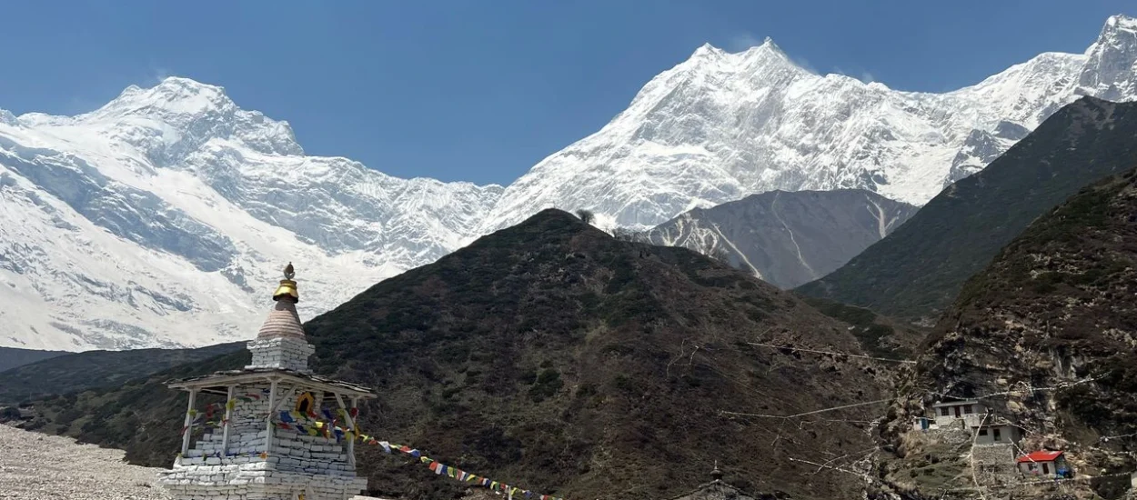 Manaslu Circuit Trek - 17 Days
